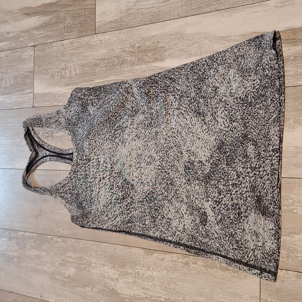 Lululemon  tanktop size 8